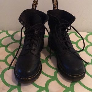 Dr. Martens Pascal boots size 7
